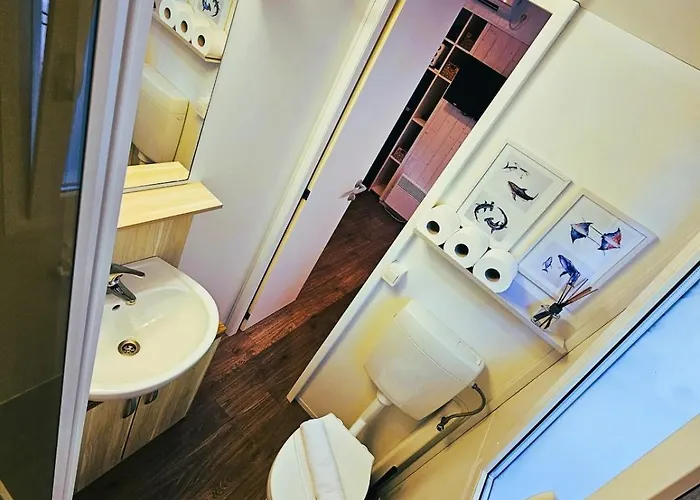 بيت للعطل Nava Home, Mobile In Camp Soline