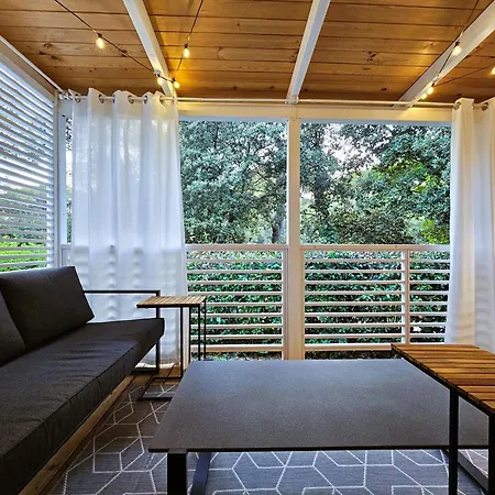 Nava Home, Mobile In Camp Soline * Biograd Na Moru