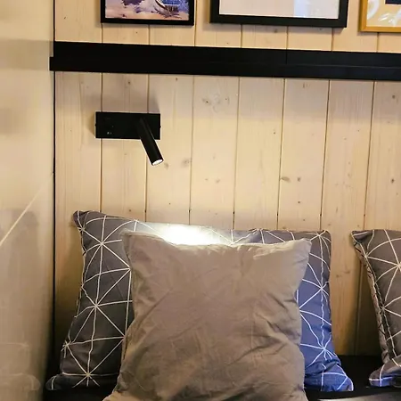 Tatil Evi Nava Home, Mobile In Camp Soline Biograd Na Moru