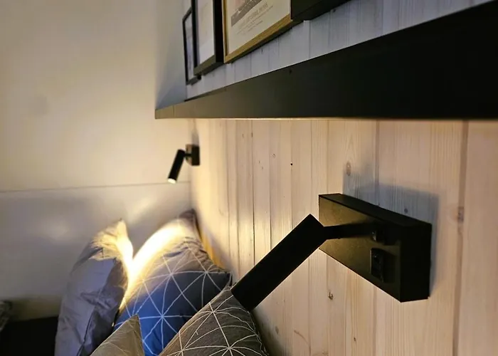 Nava Home, Mobile In Camp Soline Biograd Na Moru